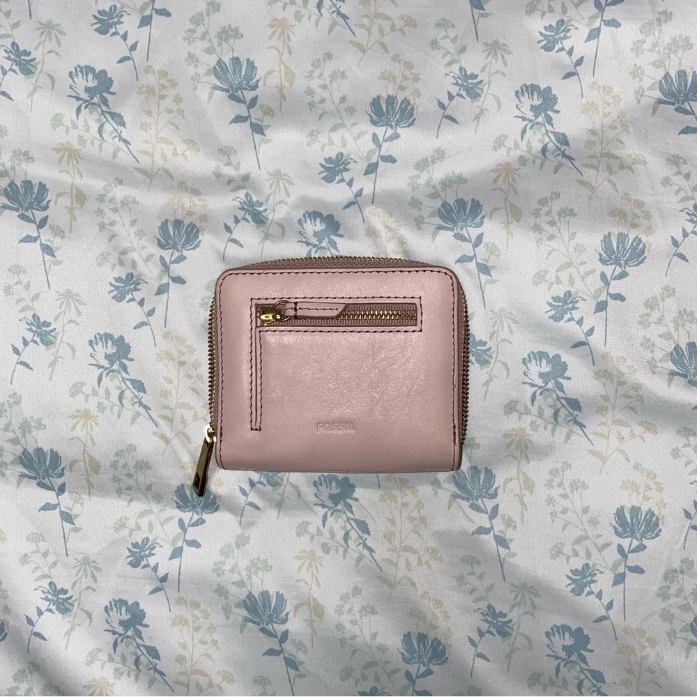 Fossil Pink Bi-Fold Wallet - image 4
